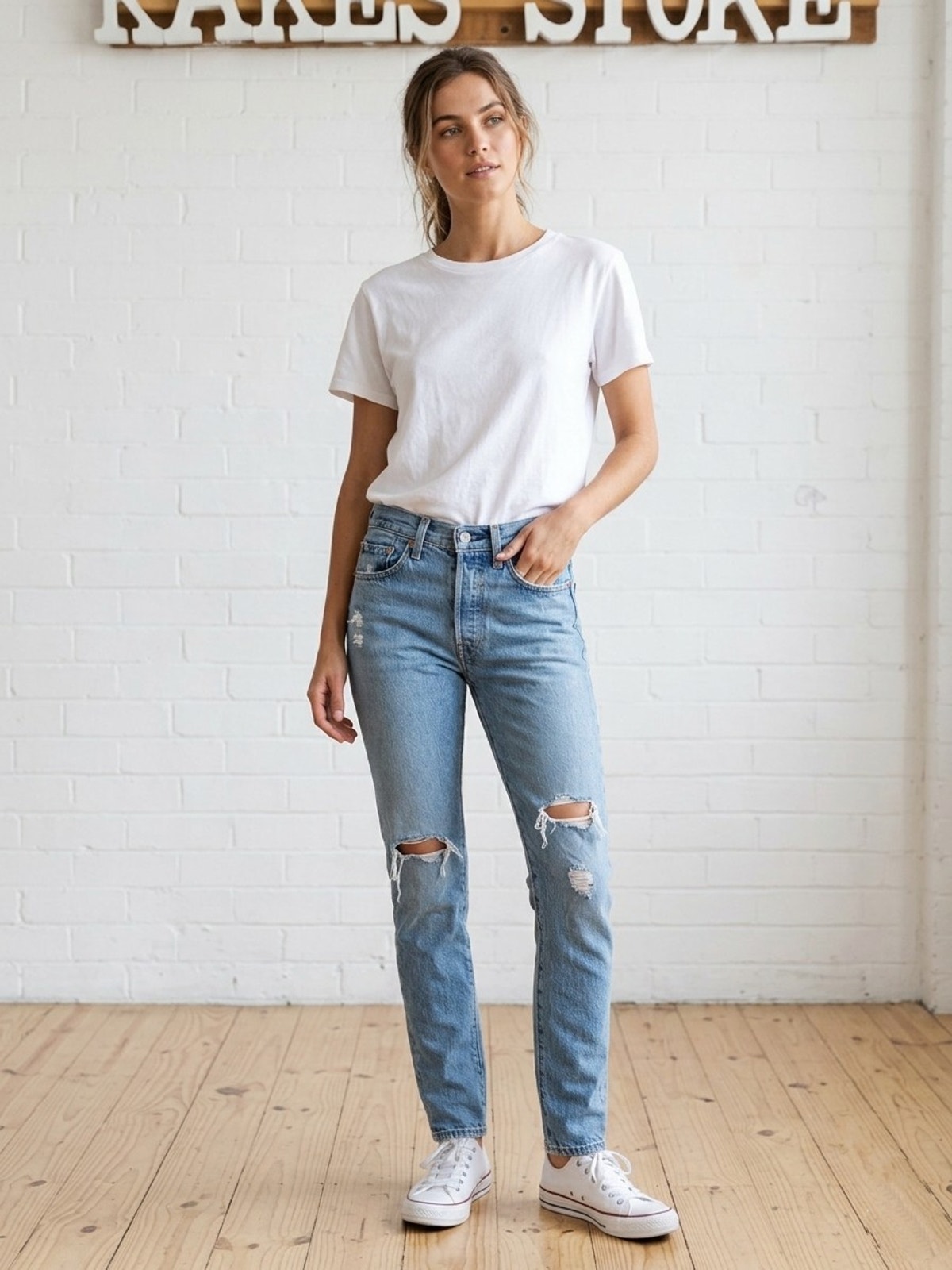 Levi's 501 S Skinny Jeans Blue Distressed Button Logo Denim Medium Wash Women